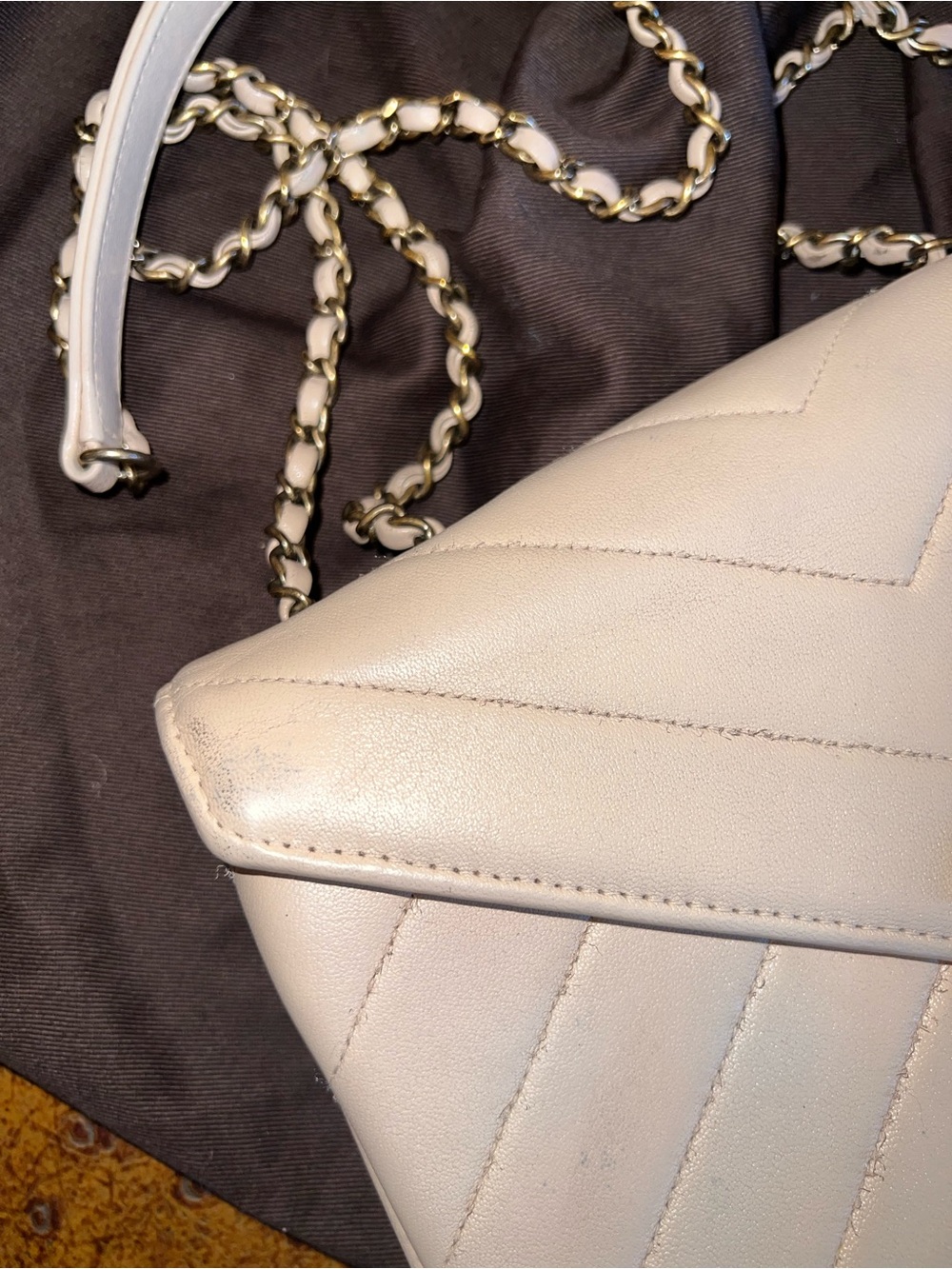 Authentic Chanel Envelop flap - Picture 3 of 16